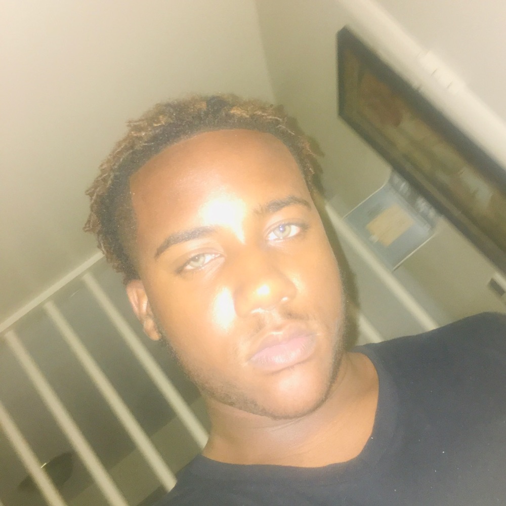 Meet your Posher, Decarlos